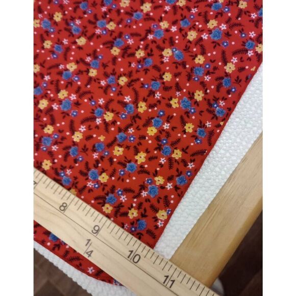 Vintage red floral napkins set of four - Picture 4 of 4